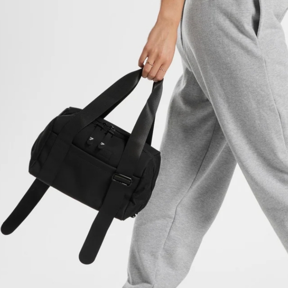 Gymshark x Neutrogena Everyday Mini Gym Bag Bundle